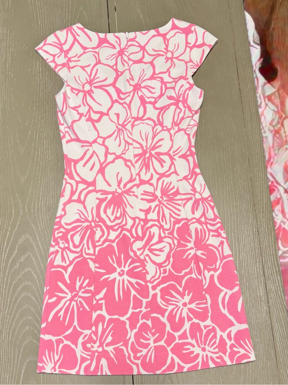 Lily Pulitzer Pink White Tropical Sheath Floral Dress Small V-Neck Resort Preppy - Picture 6 of 10